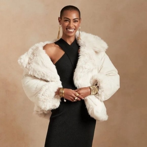 Banana Republic Faux Fur Reversible Down Coat M - Picture 8 of 8